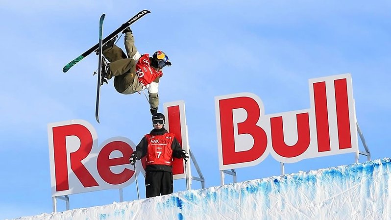 Jesper Tjäder under världscupen i Laax 2025. Foto: @fisparkandpipe.